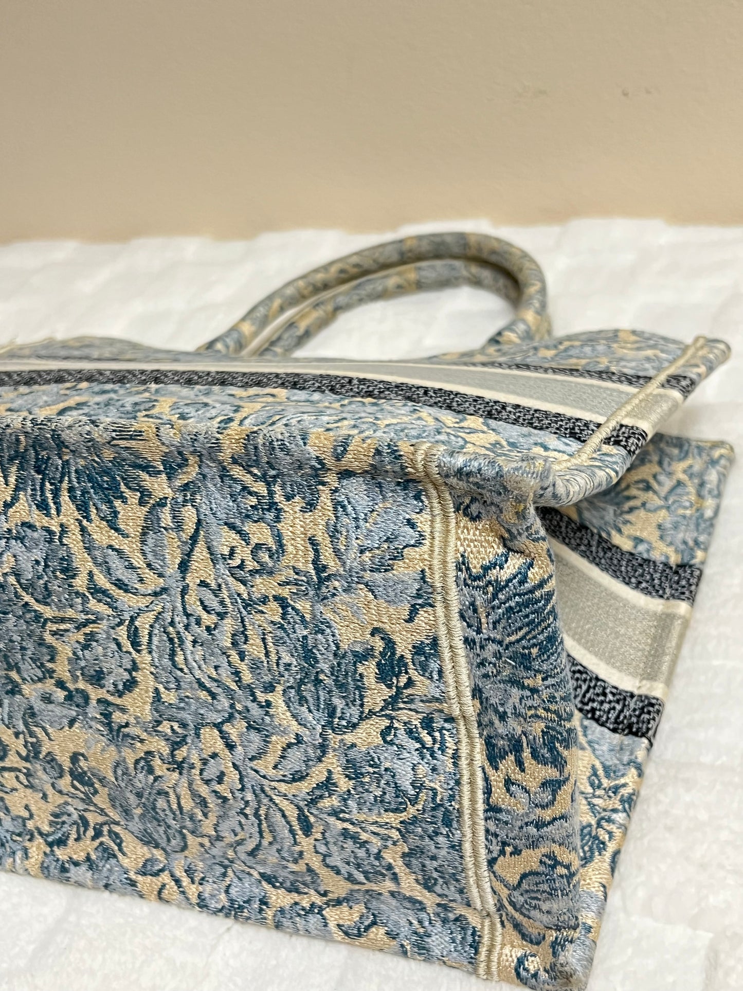 C_D TOTE BAG