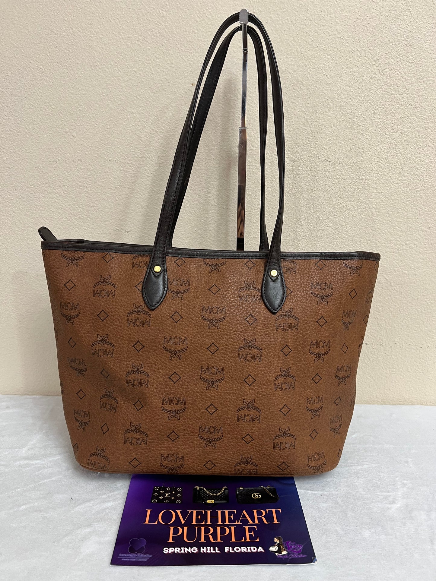 MCM CHOCO TOTE W/ BONE MM