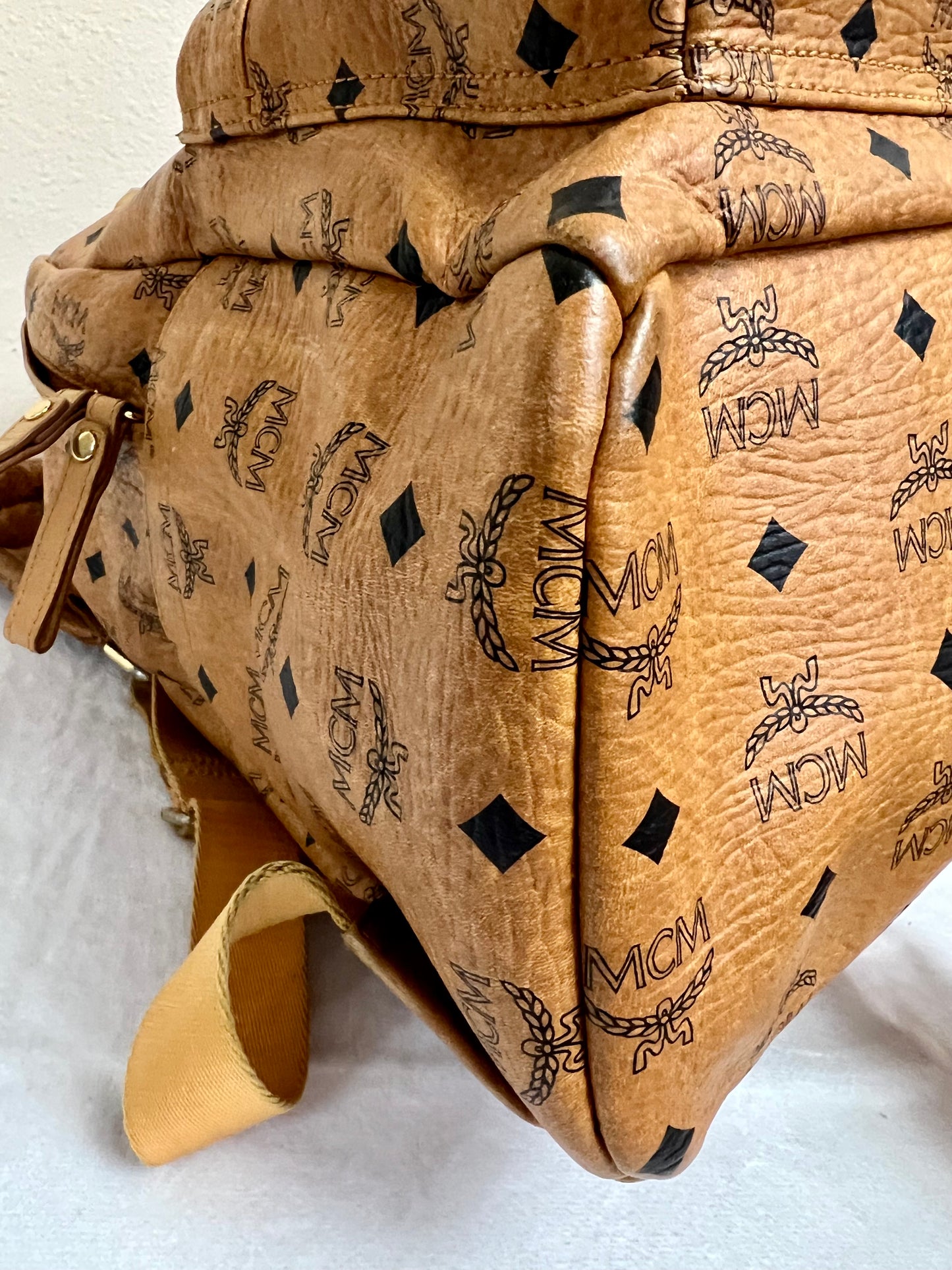 MCM BAGPACK COGNAC LIMITED EDITION