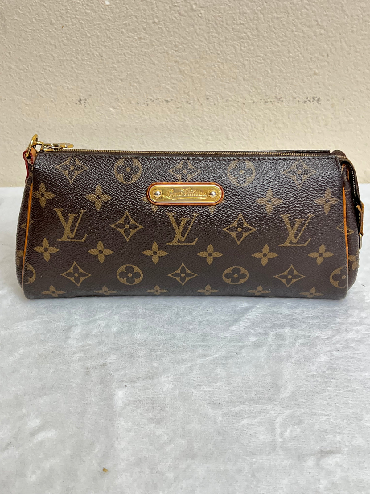 EVA MONOGRAM