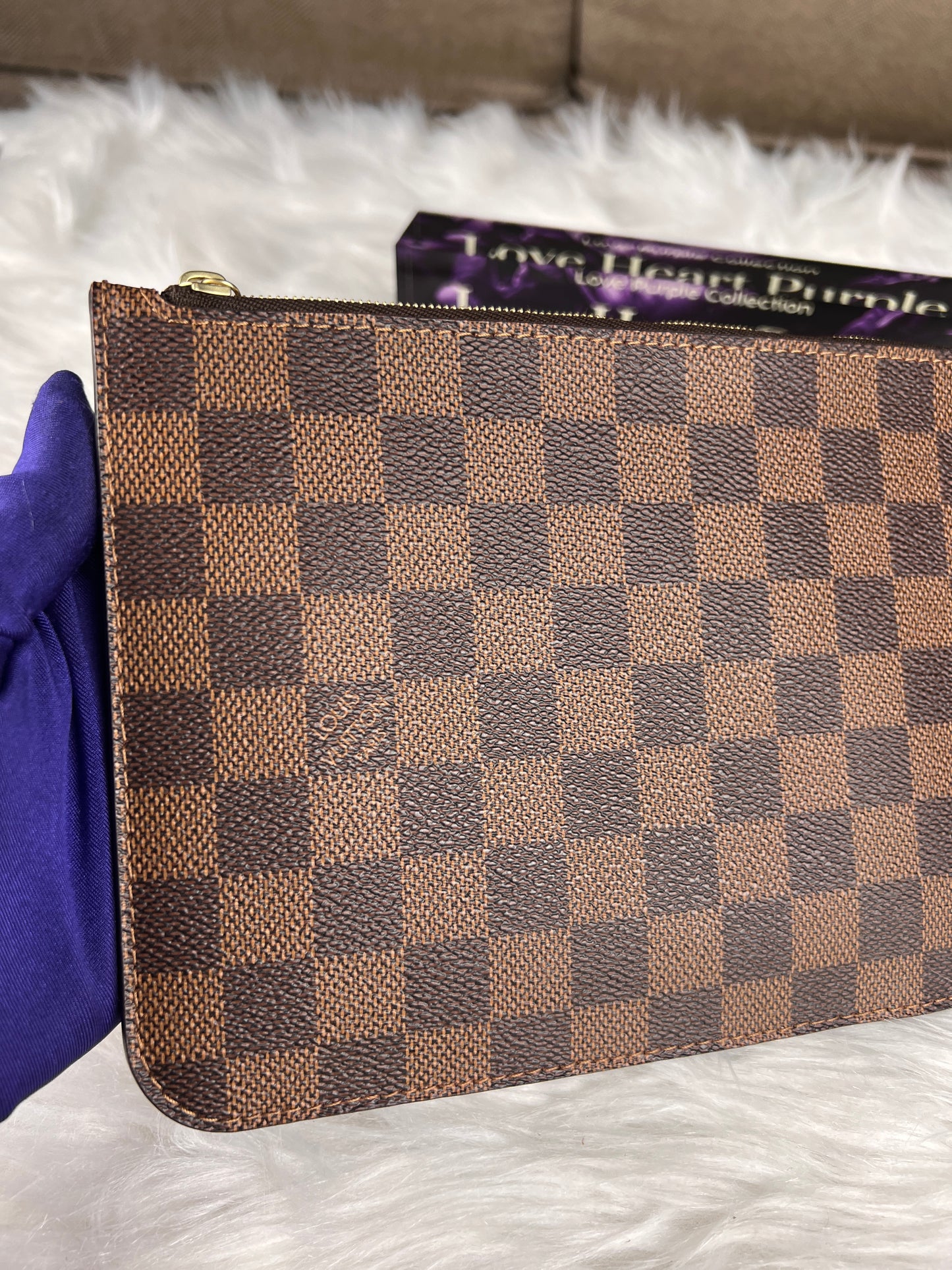 NEVERFULL POCHETTE MM DAMIER / RED INTERIOR