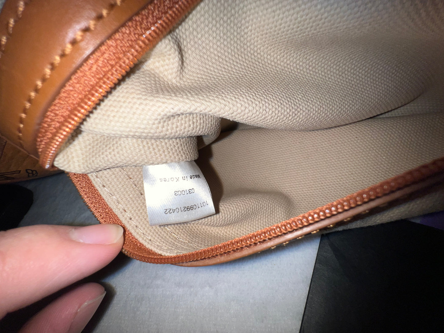 MCM BOSTON /W BONE