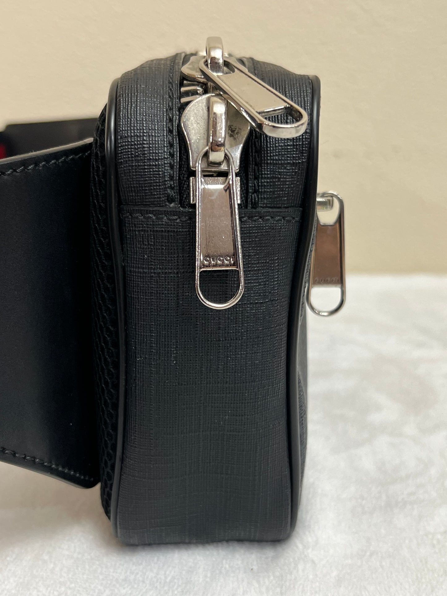 SUPREME BELTBAG