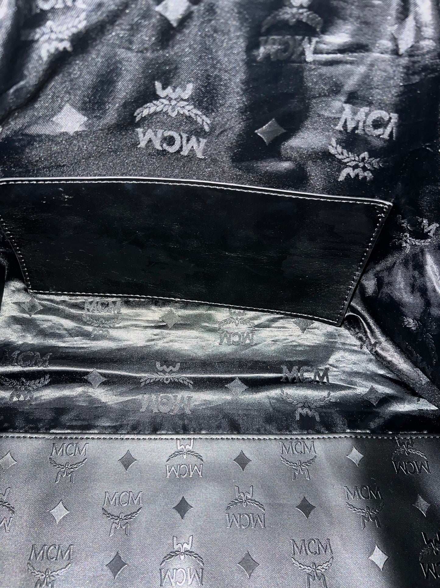 DUFFLE 45 BLACK ON BLACK
