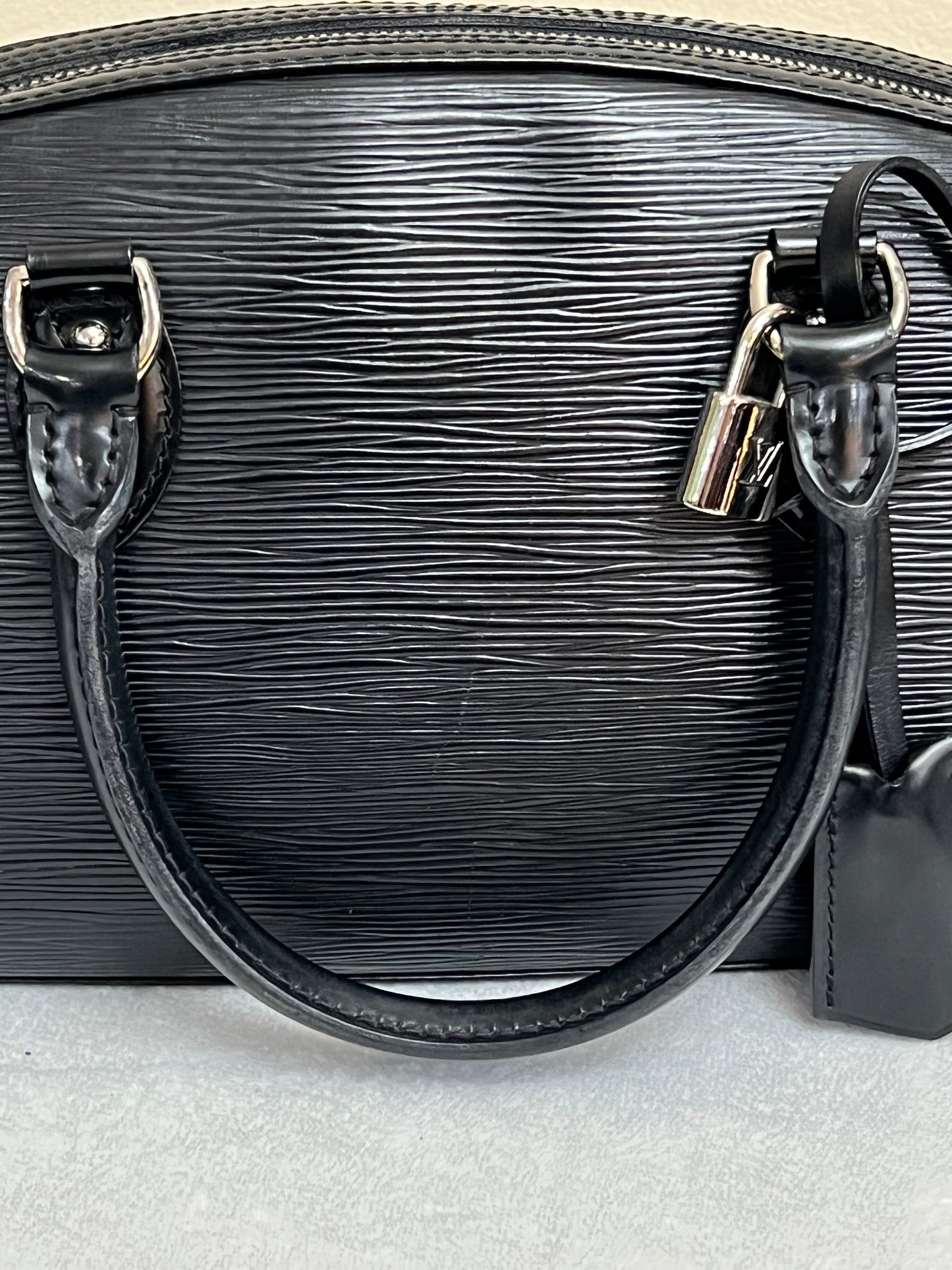 JASMINE EPI BLACK