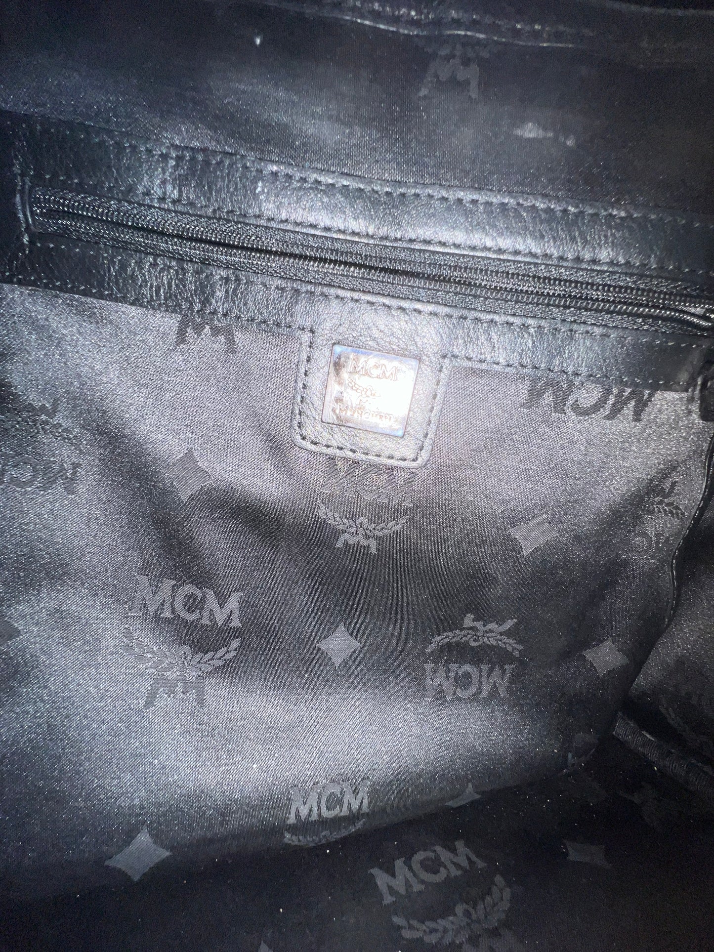 MCM BAGPACK BLACK LTD