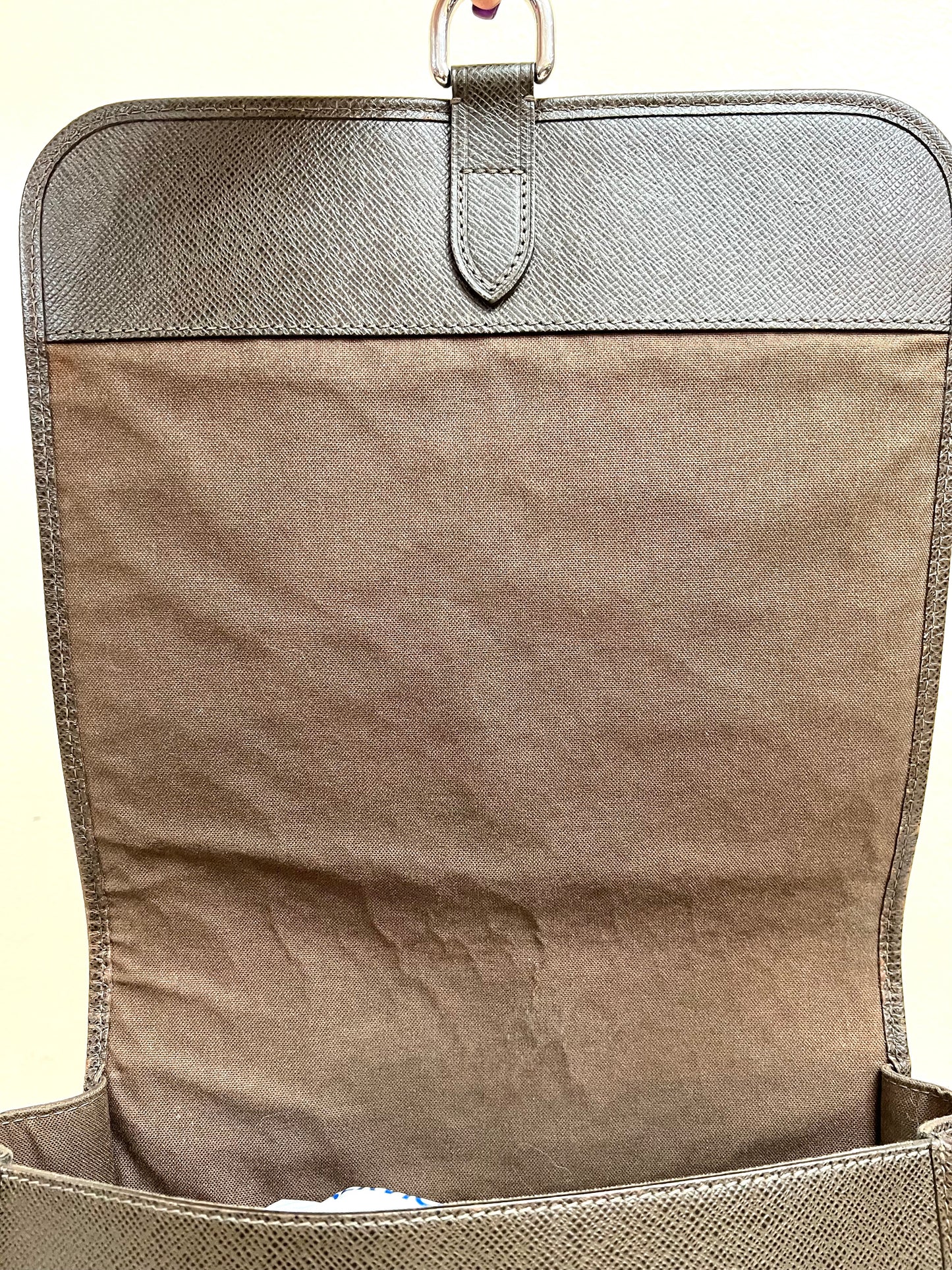 ANDRIE MESSENGER TAIGA