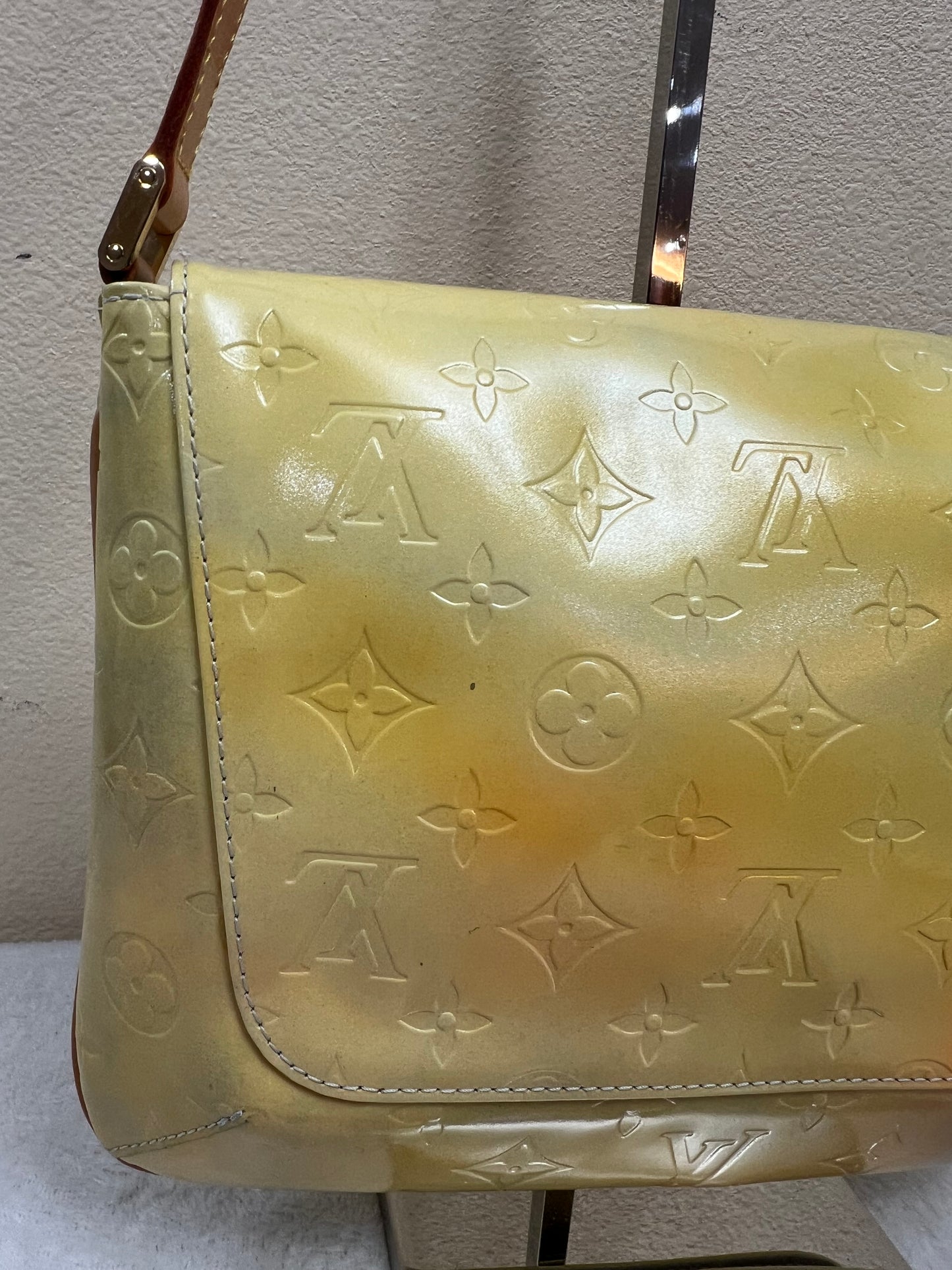 THOMPSON VERNIS YELLOW