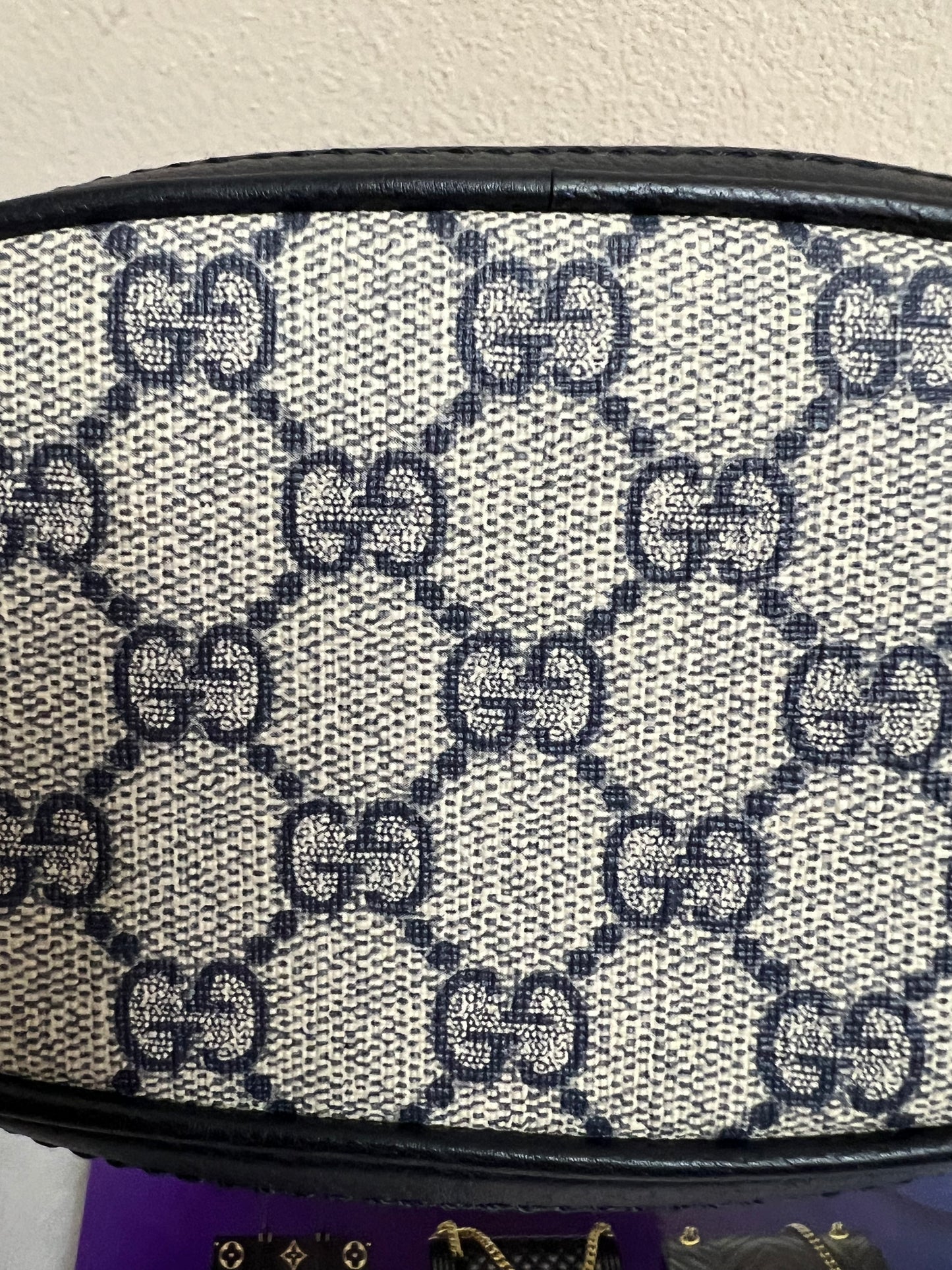 NAVY BUCKET