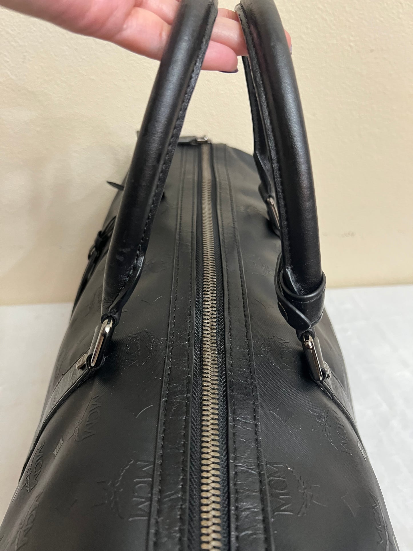 DUFFLE 45 BLACK ON BLACK