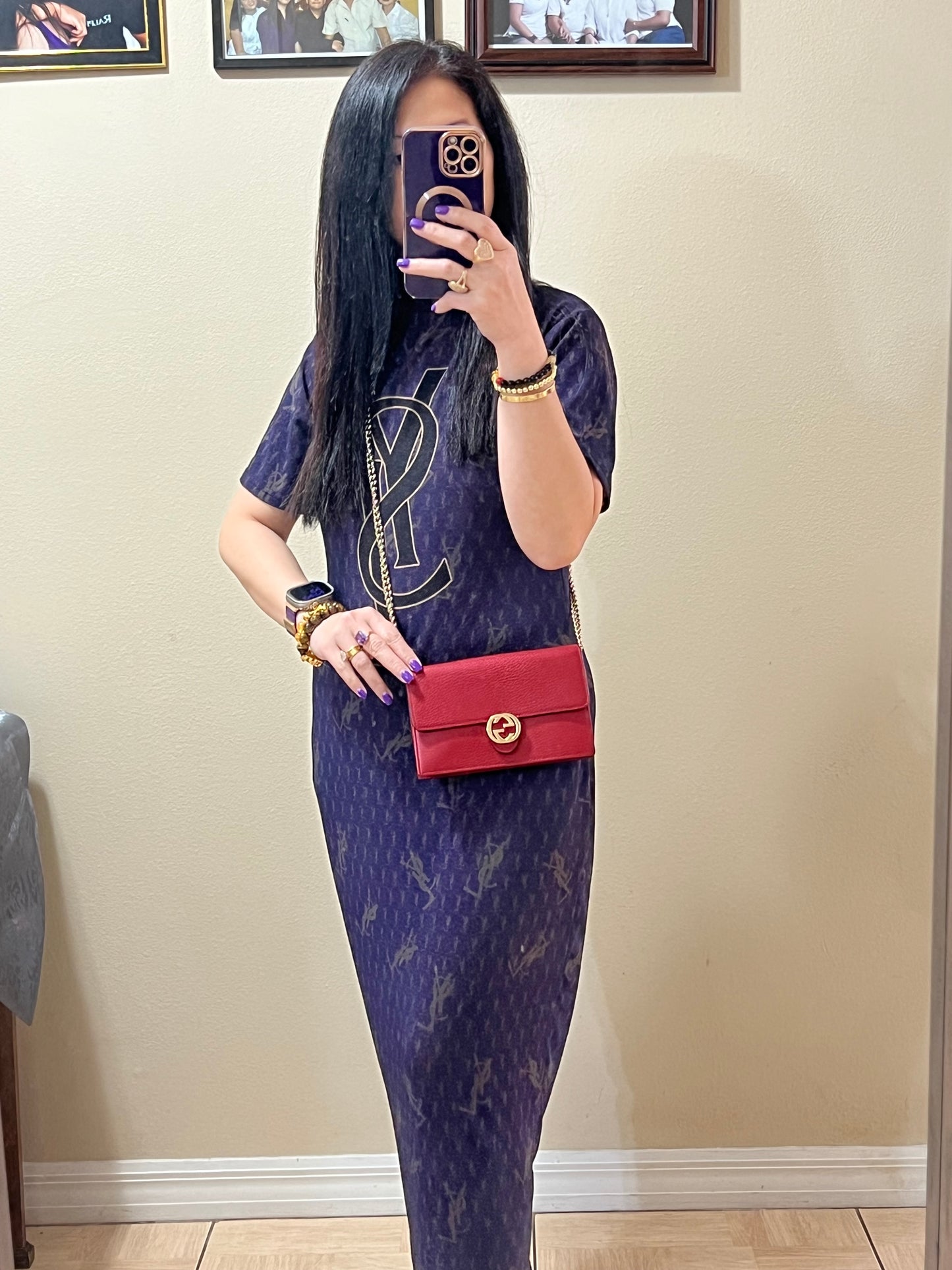 INTERLOCKING WALLET ON CHAIN