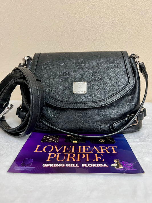MCM EMBOSSED BLACK 2WAY