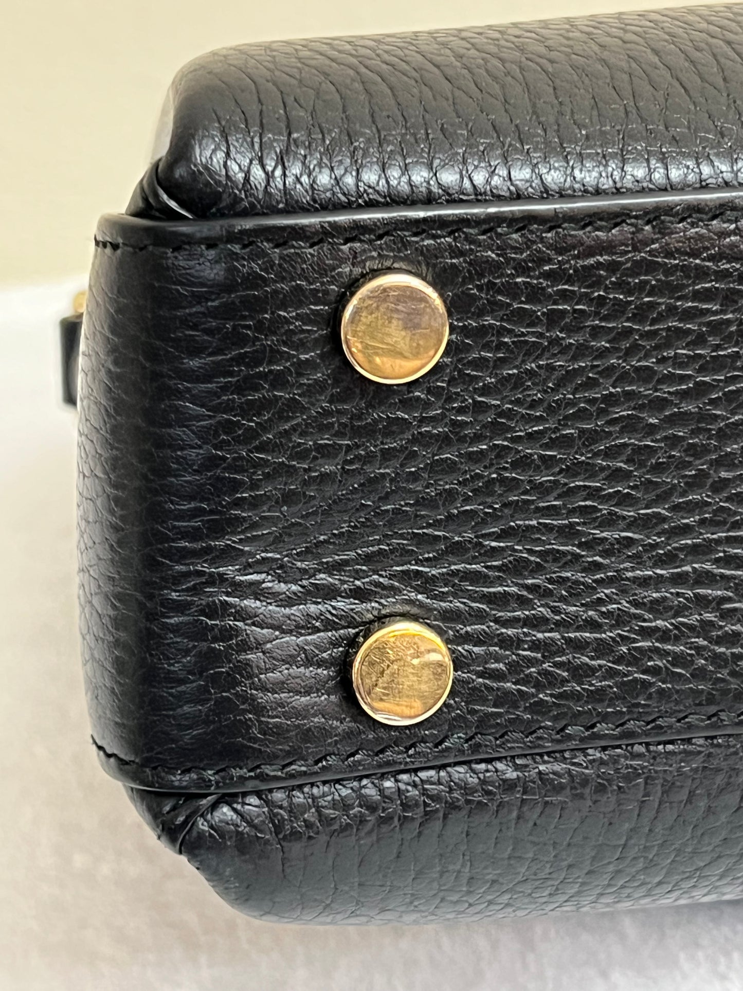 INTERLOCKING TOP HANDLE BLACK