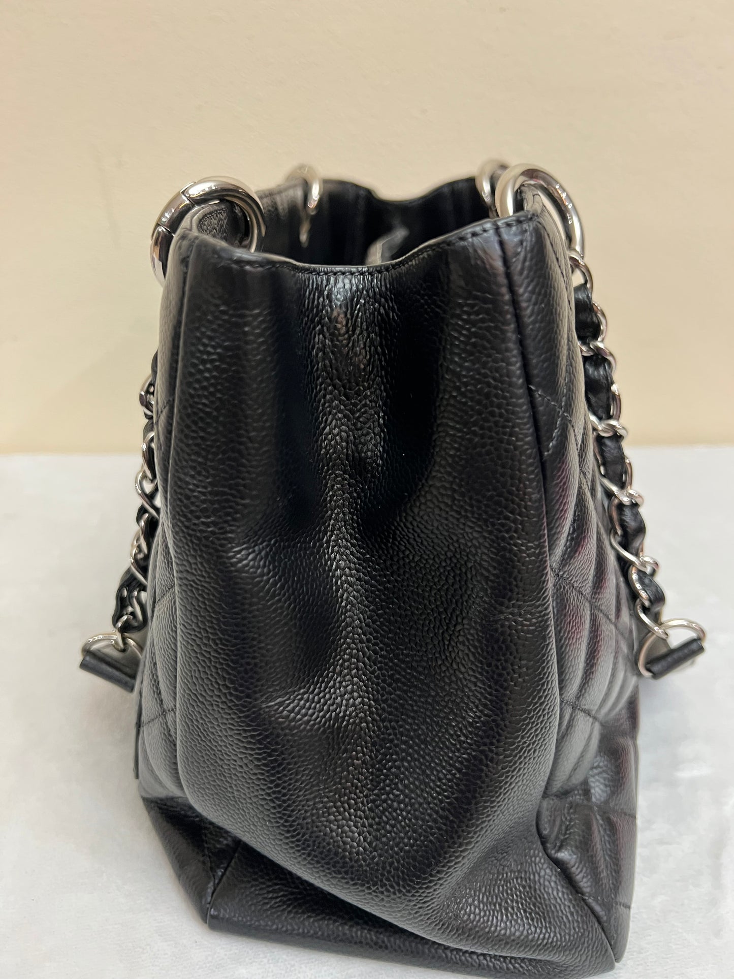 GST CAVIAR BLACK SHW