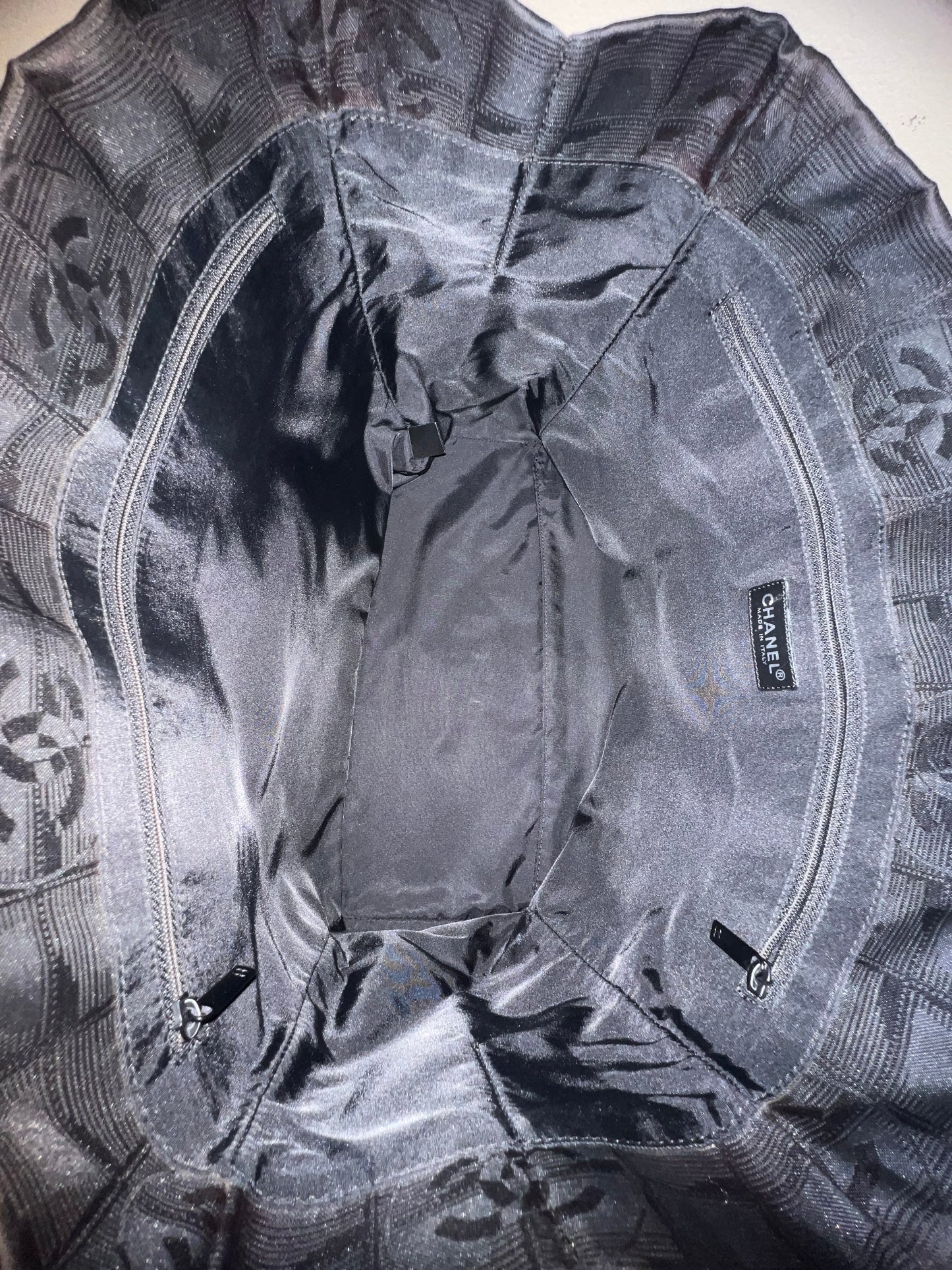 TRAVEL LINE TOTE