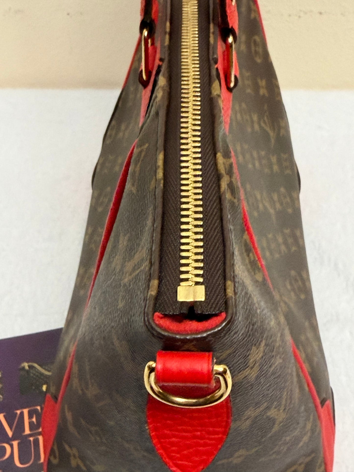 ESTRELA NM MONOGRAM RED