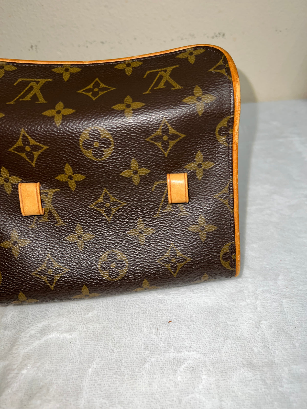 FLORENTINE BELTBAG