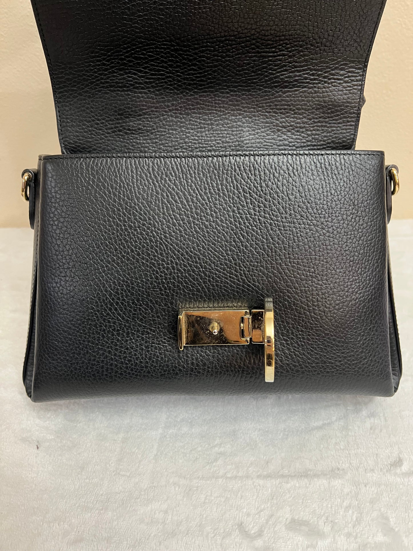 INTERLOCKING TOP HANDLE BLACK