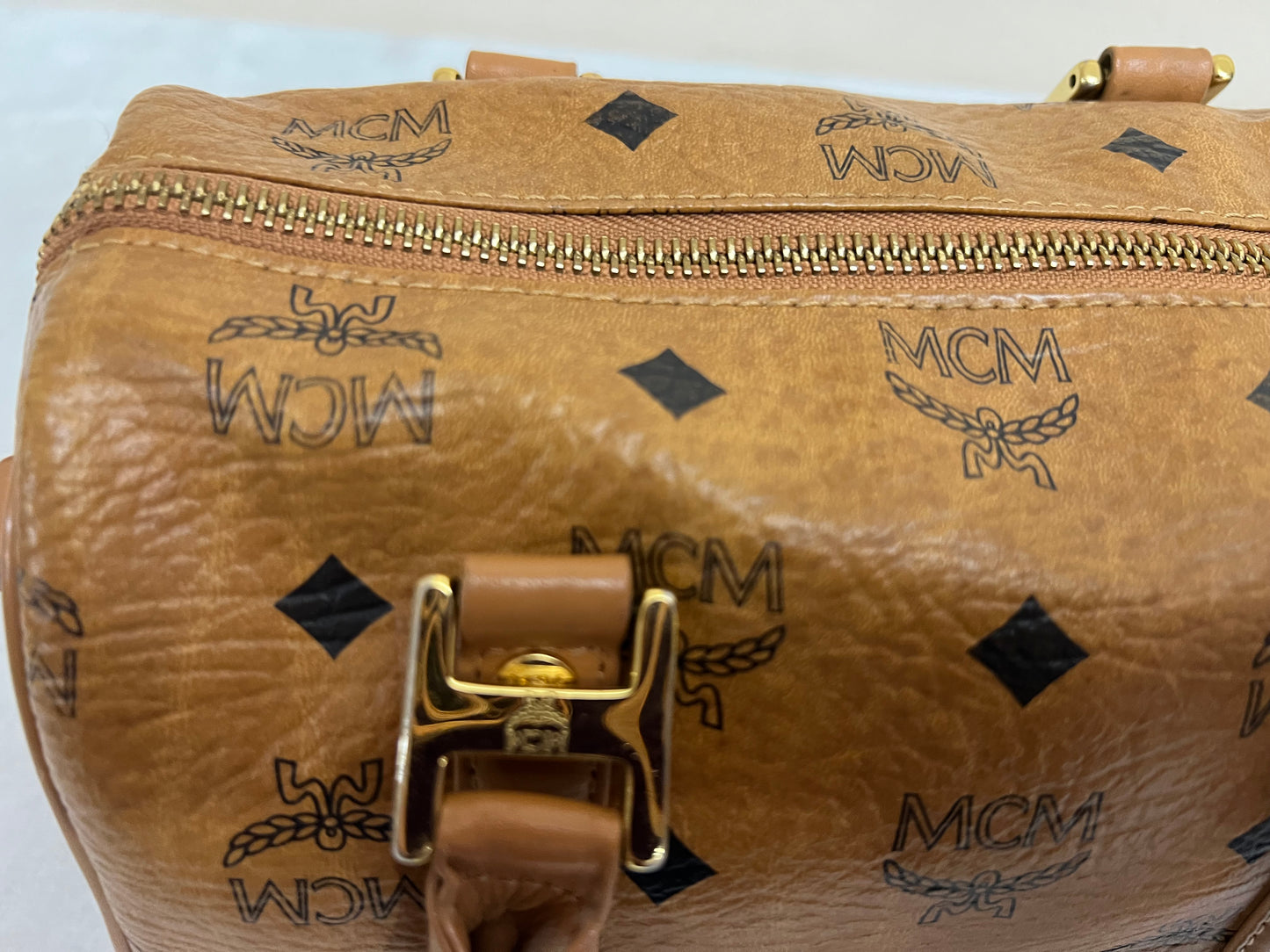 MCM COGNAC BOSTON 20 w/ STRAP