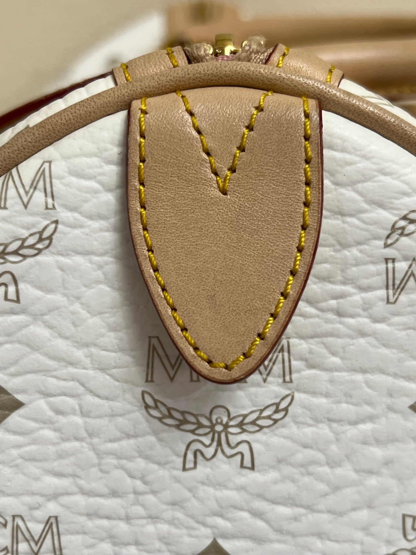 MCM BOSTON WHITE 30