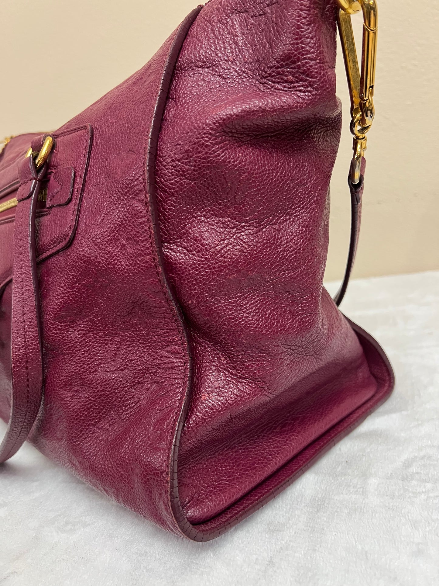 LUMINEUSE EMPRIENTE BURGUNDY