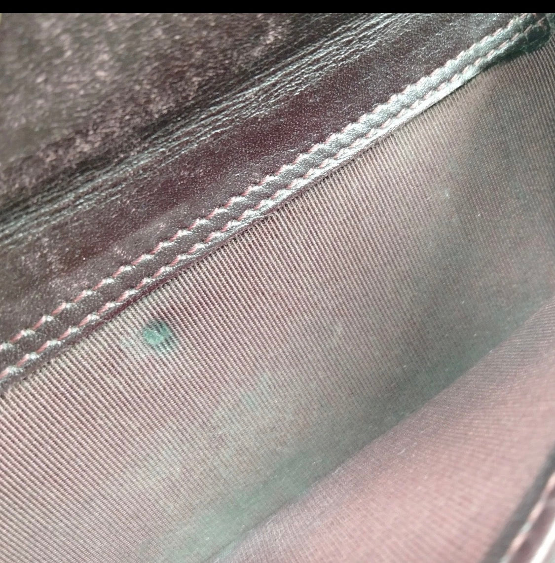 ZIPPY CAVIAR LONG WALLET SILVER GHW