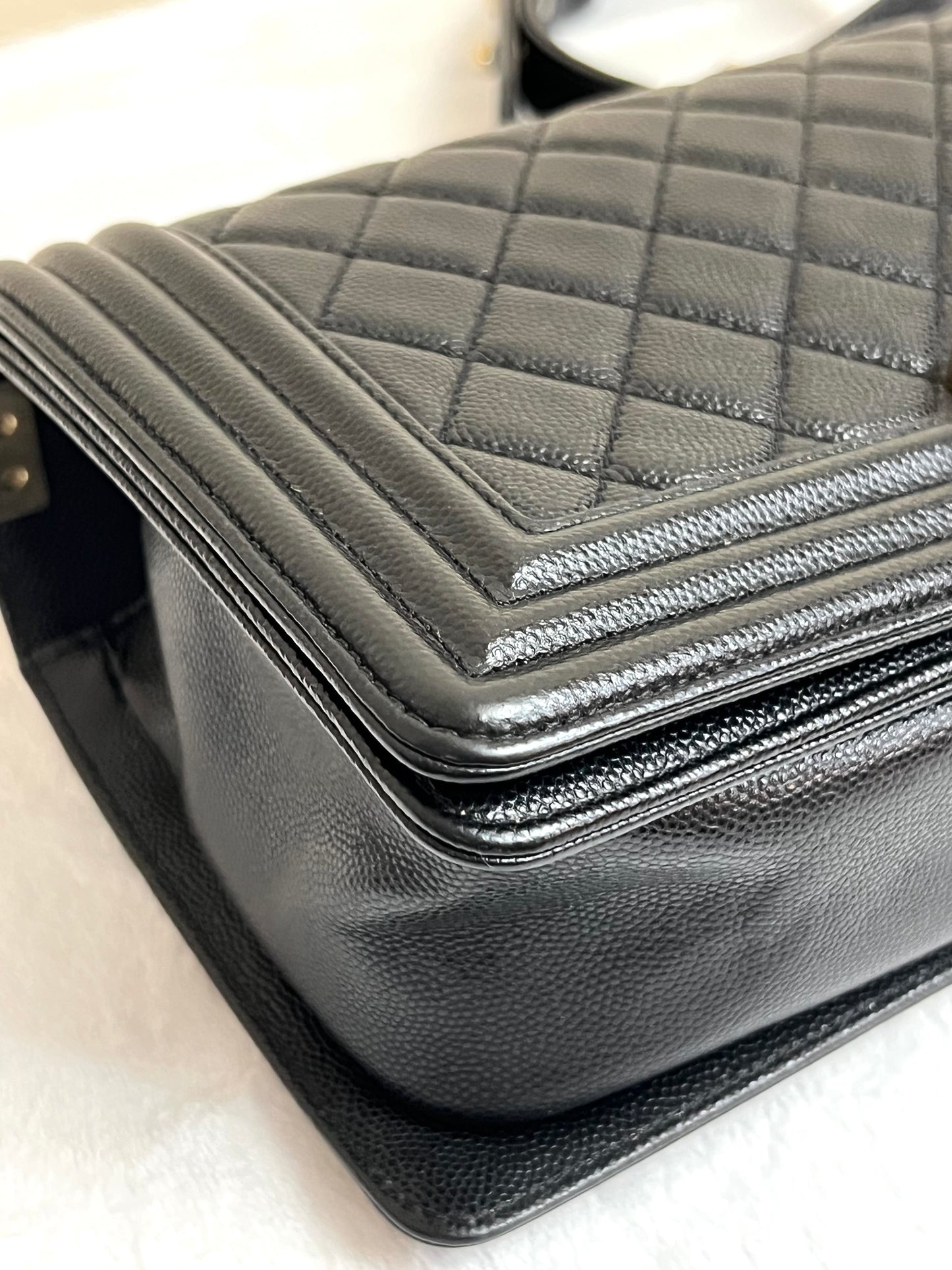 LEBOI CAVIAR CHAMPAGNE GOLD