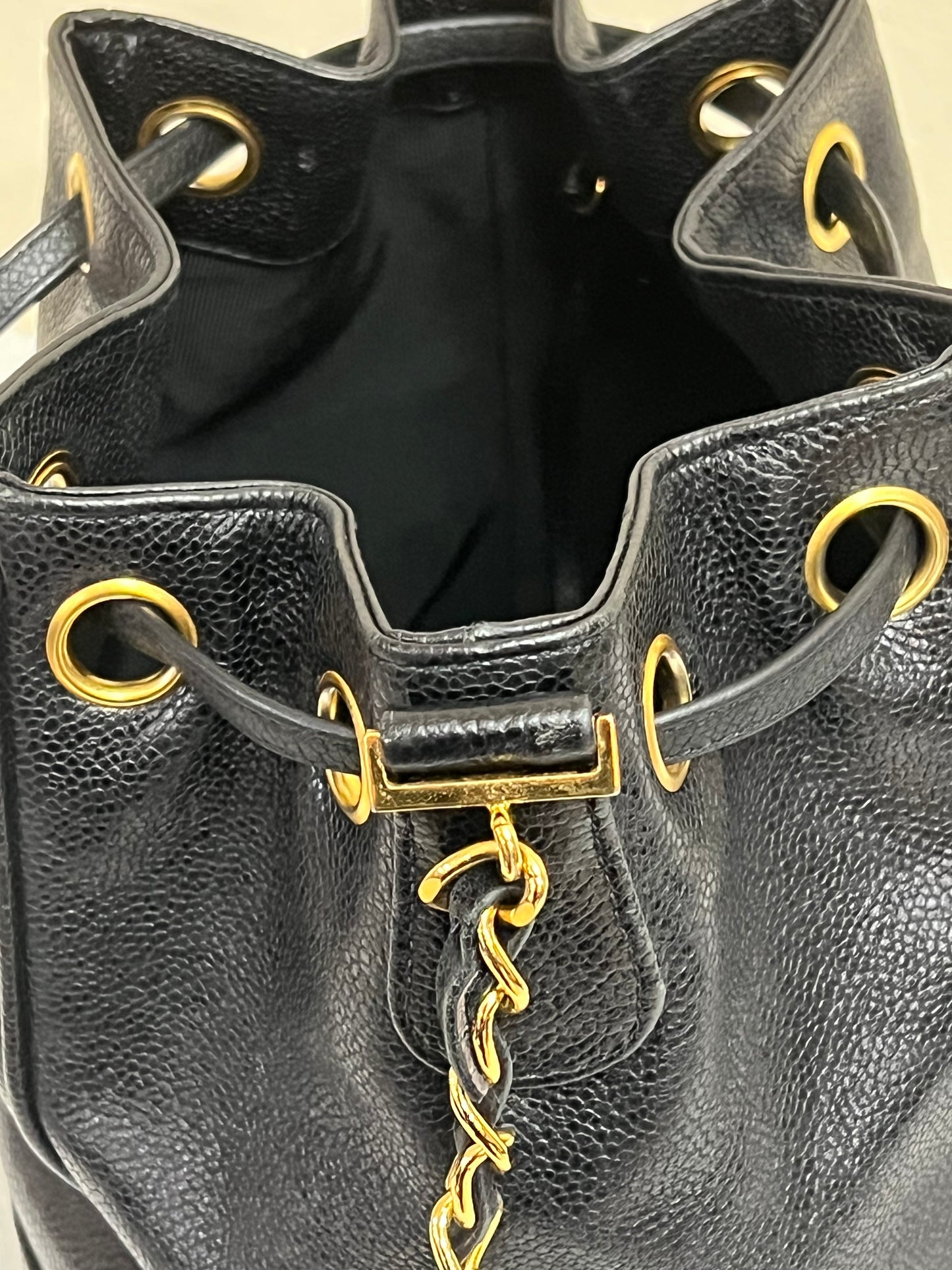 BUCKET CAVIAR GHW