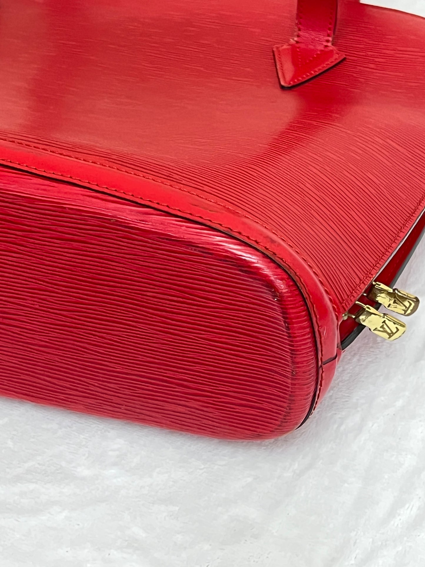 LUSSAC EPI RED