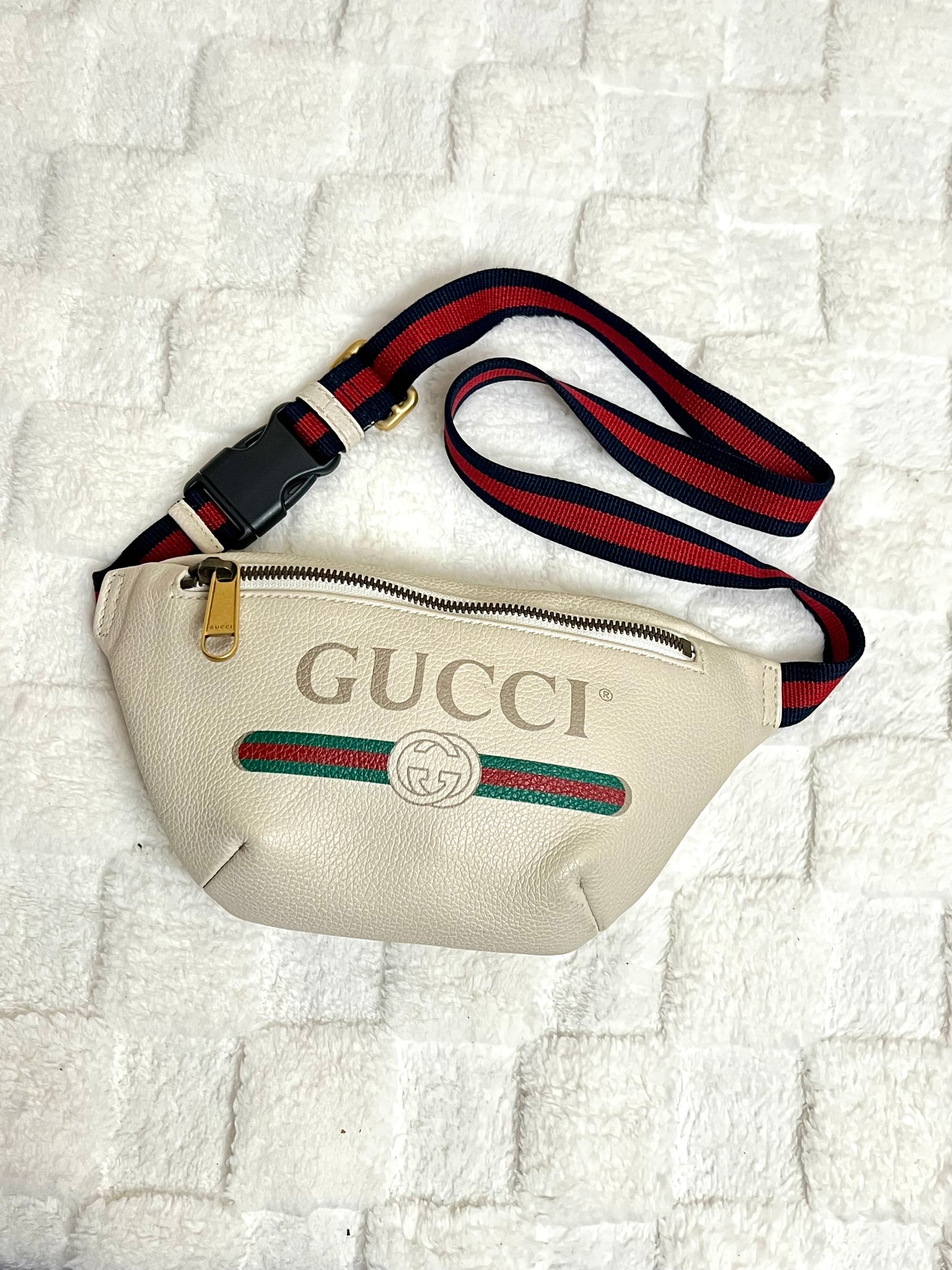 G_G BELT BAG WHITE