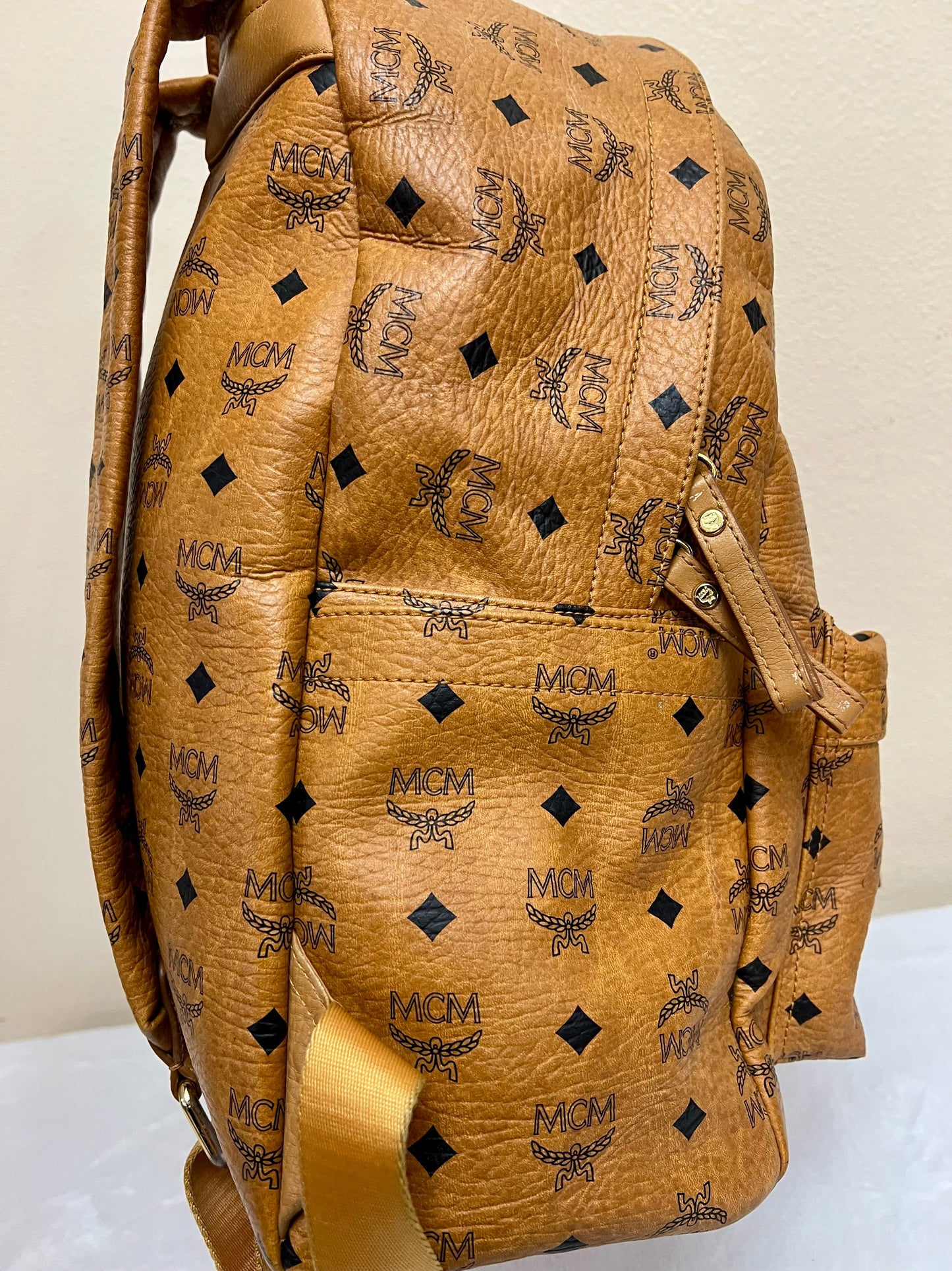 MCM BAGPACK COGNAC LIMITED EDITION