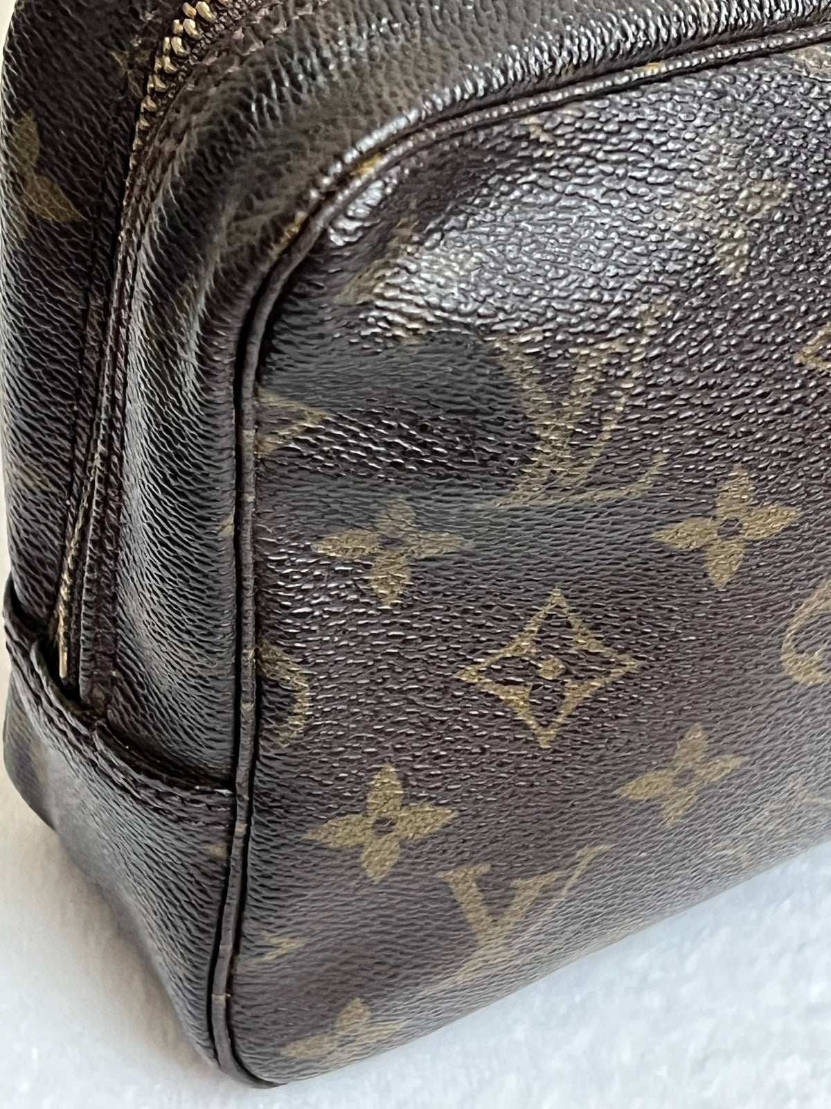 TROUSSE 23 MONO