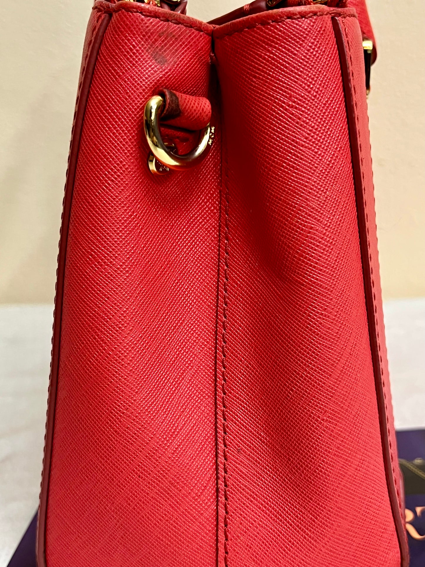 MCM SAFFIANO RED