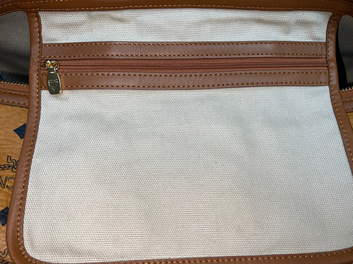 MCM DUFFLE 40 COGNAC