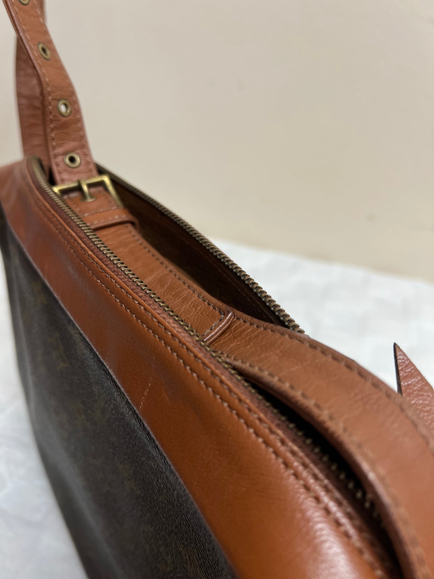 SAC BANDOULIER MONOGRAM