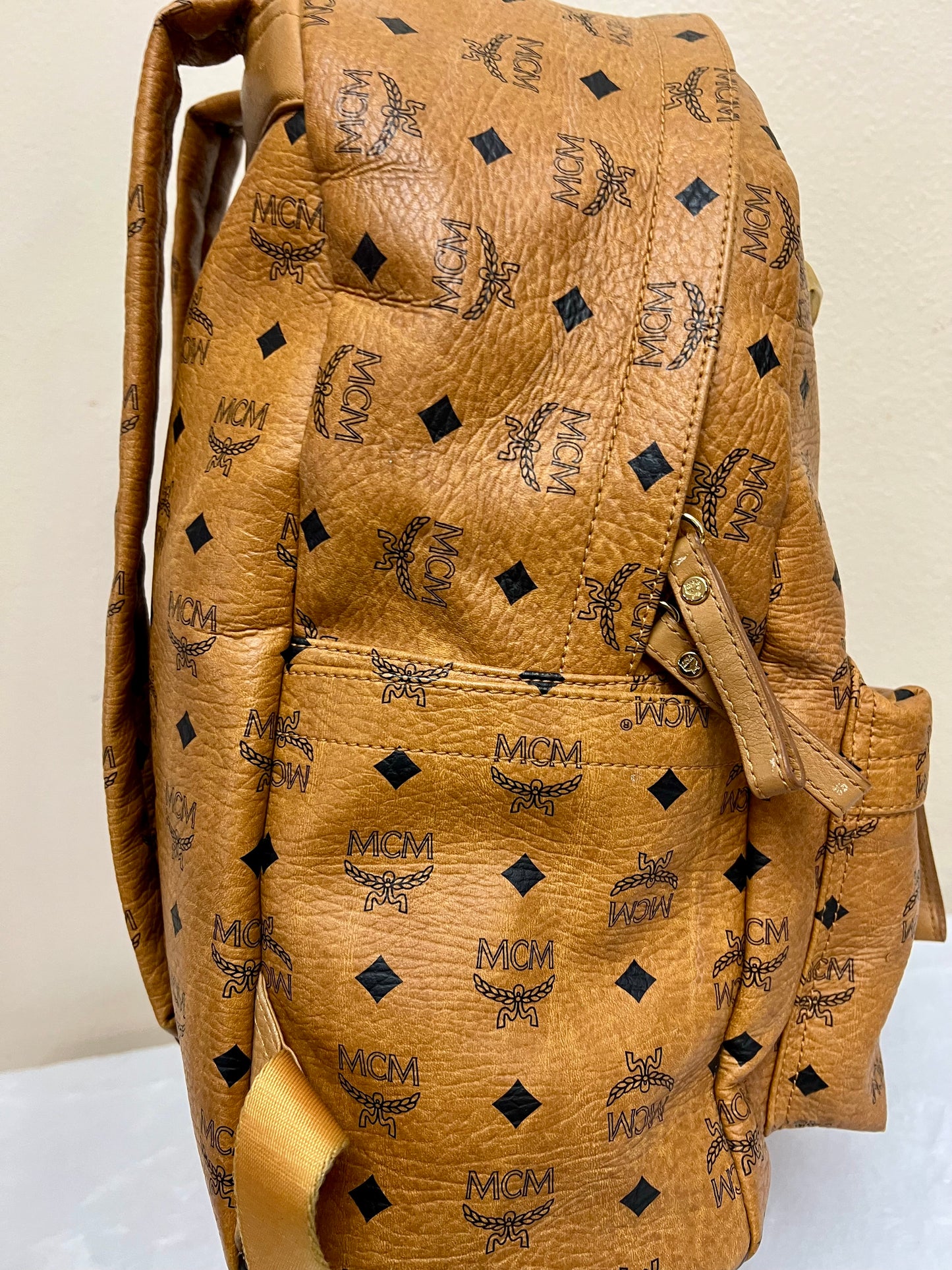 MCM BAGPACK COGNAC LIMITED EDITION