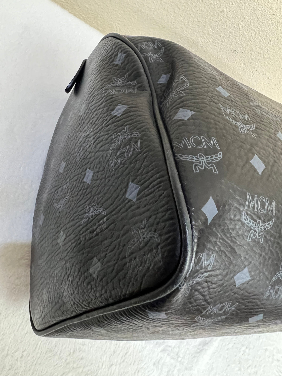 MCM DUFFLE 40 BLACK