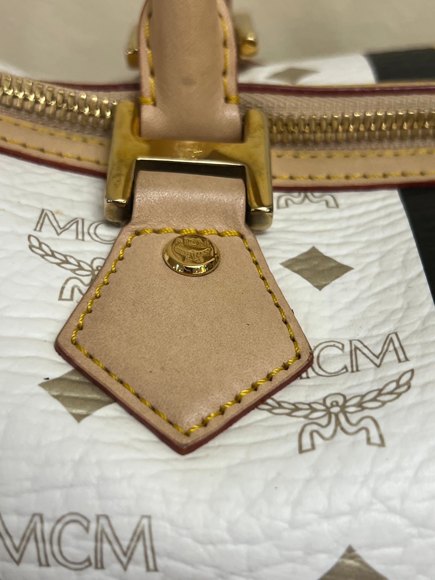 MCM BOSTON WHITE 30