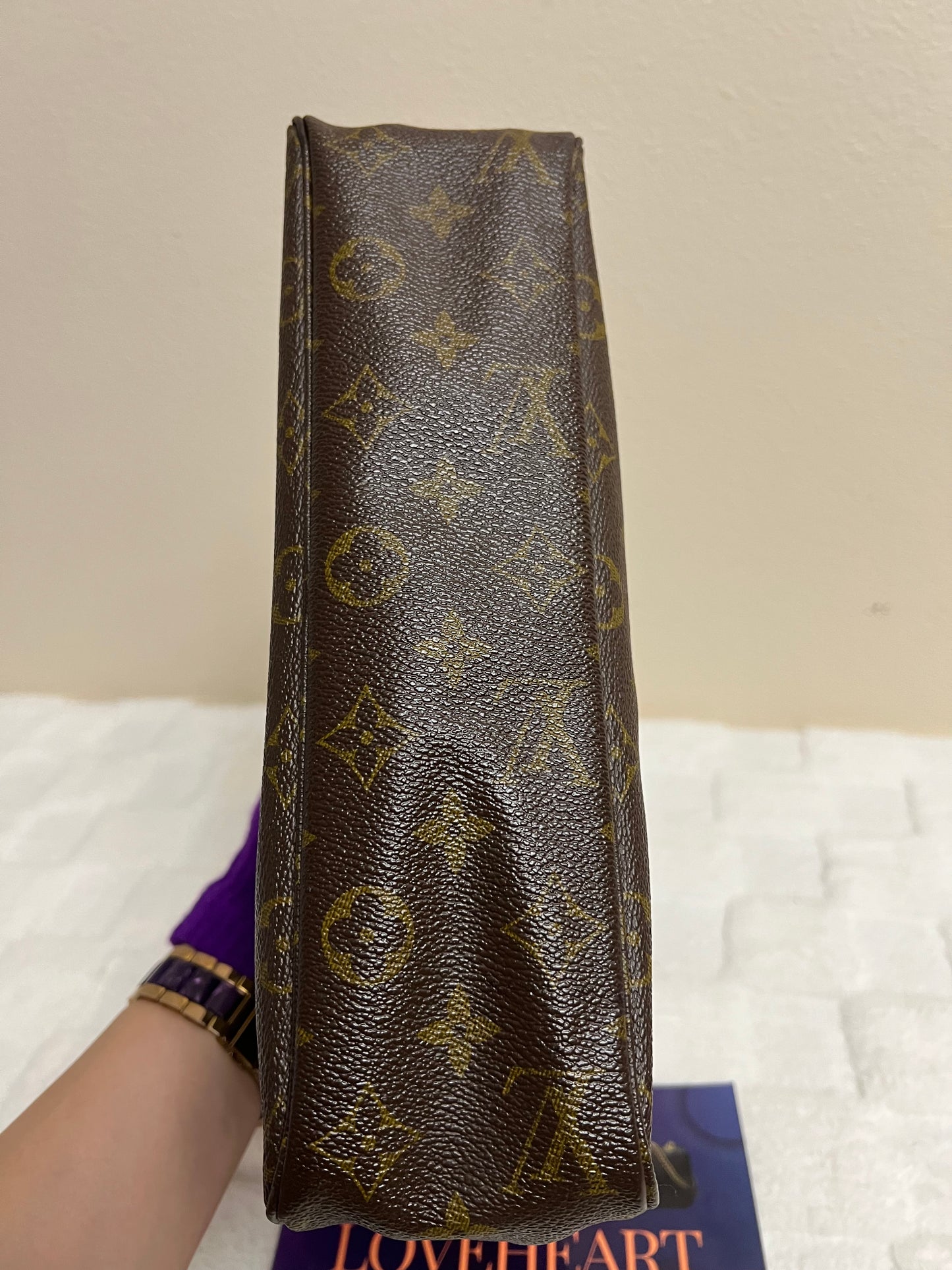 TROUSSE 28 MONOGRAM