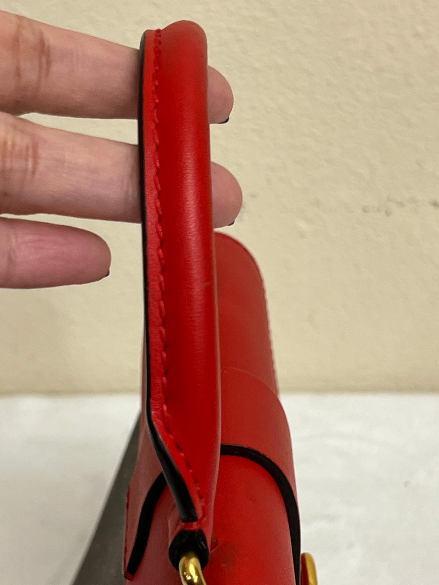 LOCKY BB RED