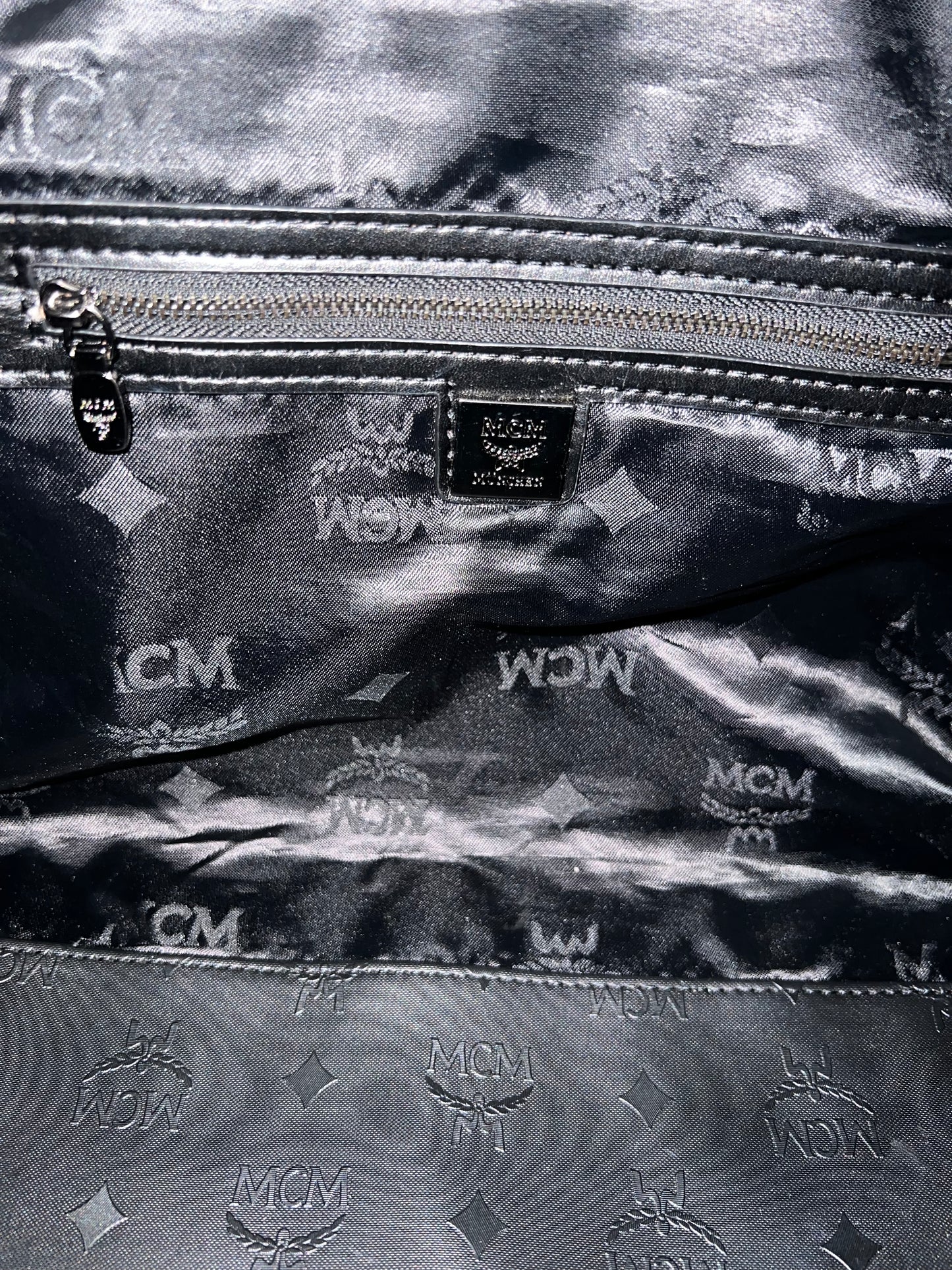 DUFFLE 45 BLACK ON BLACK