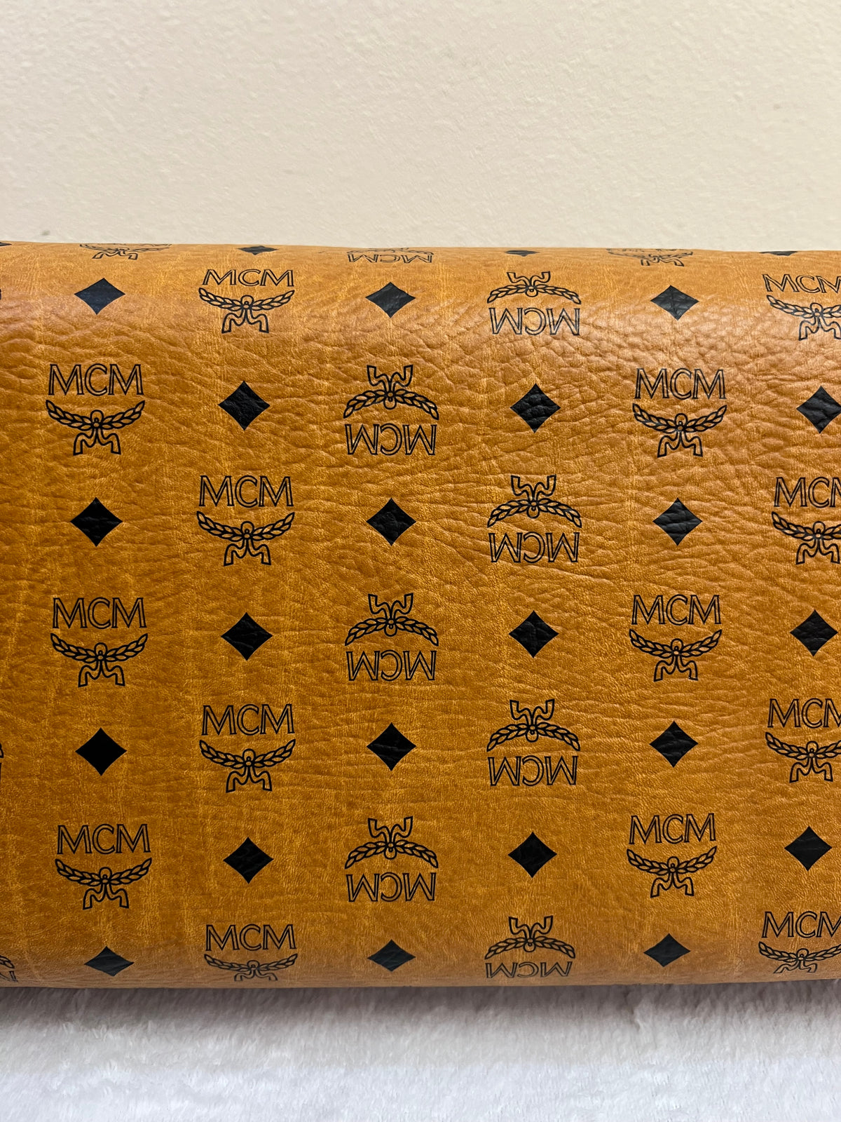 MCM DUFFLE 40 COGNAC