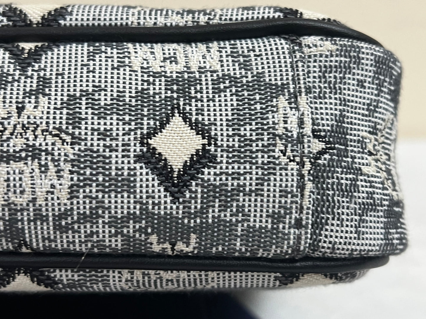 MCM AREN MESSENGER BAG