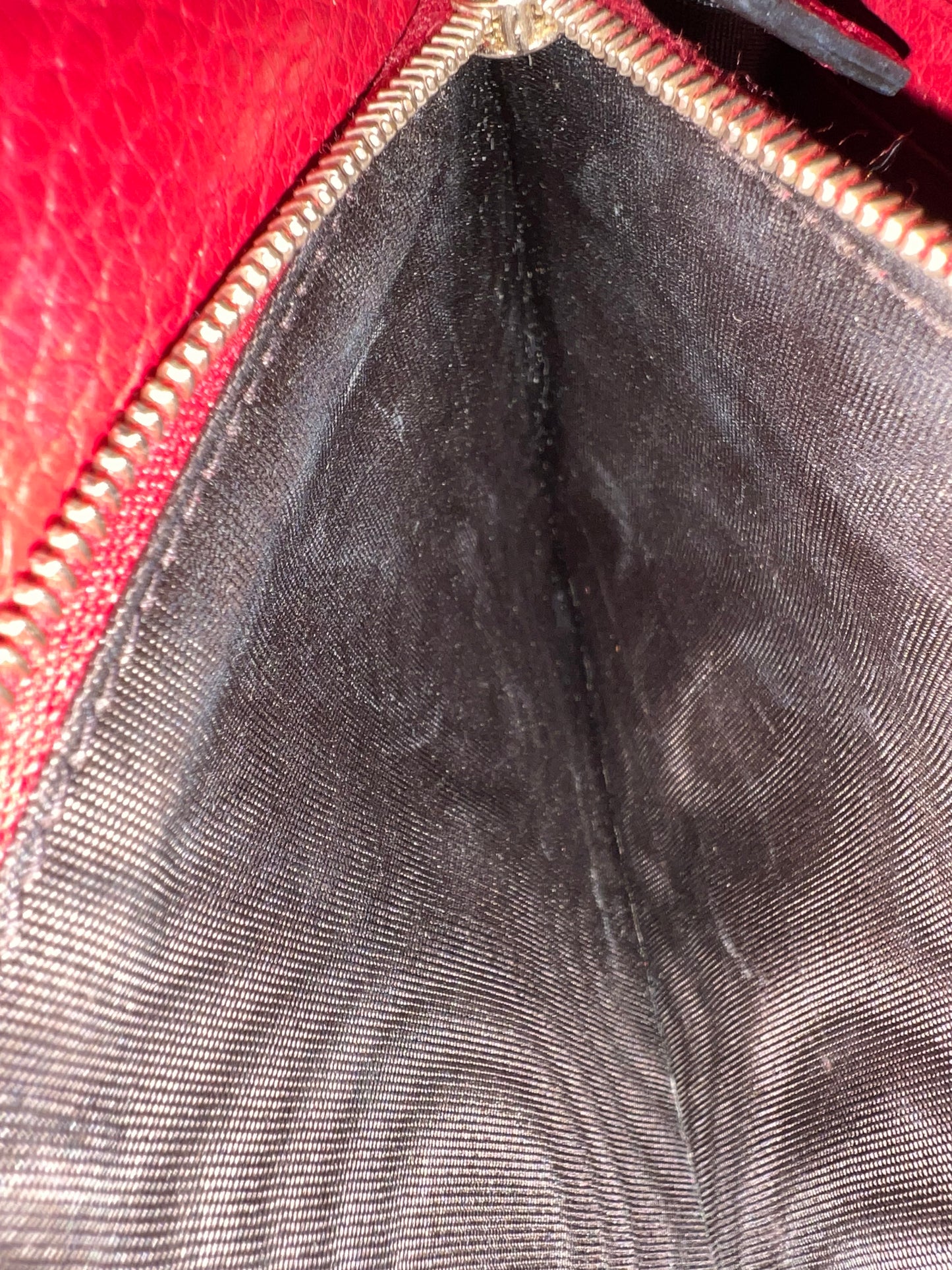 INTERLOCKING WALLET ON CHAIN