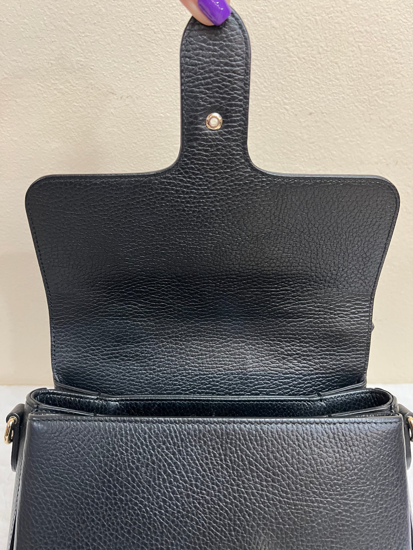 INTERLOCKING TOP HANDLE BLACK