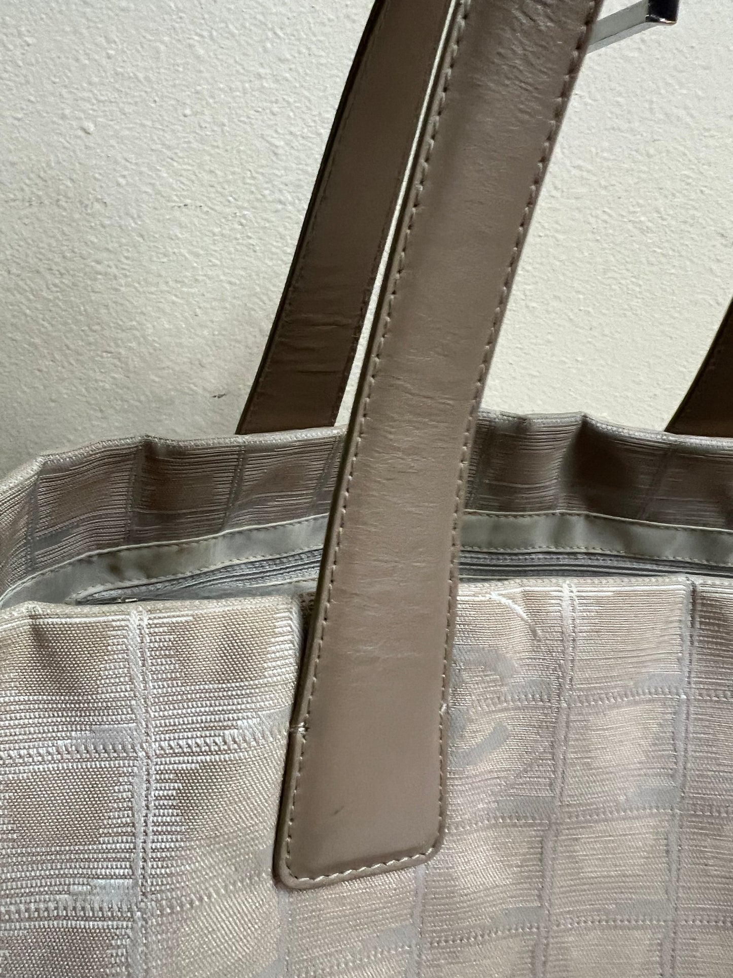 TRAVEL LINE TOTE 2