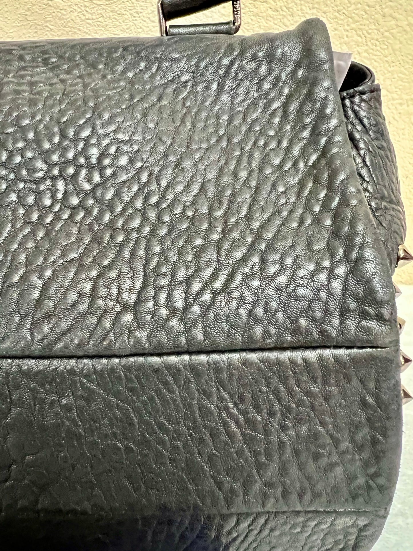 MCM 2WAY STUDS LTD BLACK