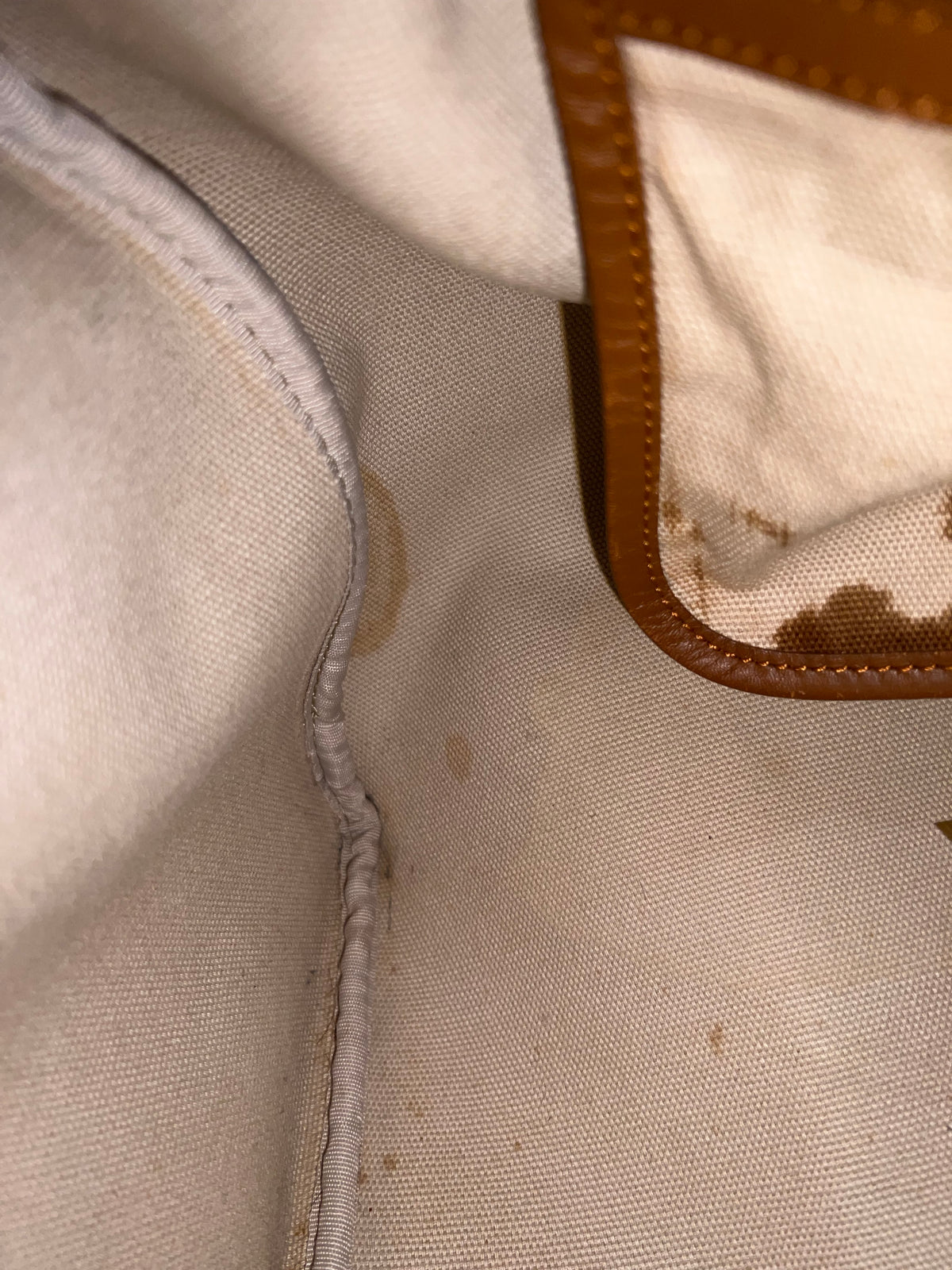 MCM DUFFLE 40 COGNAC