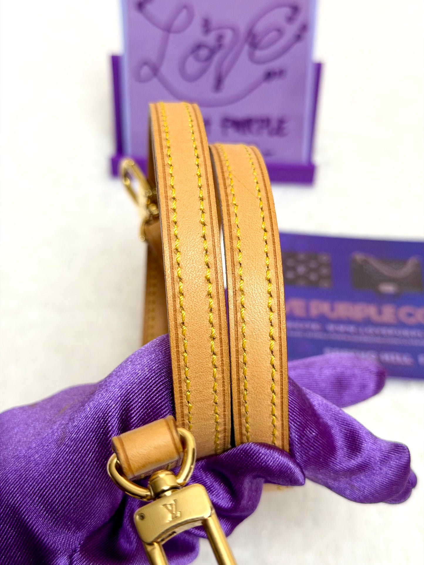 VACHETTA STRAP LOUIS VUITTON