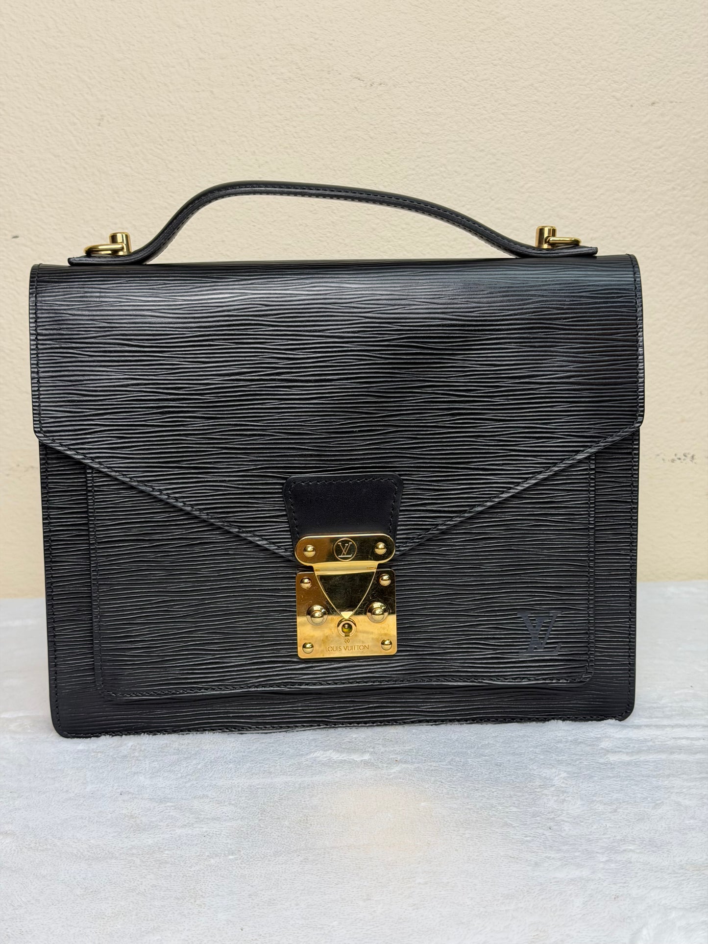 MONCEAU NOIR EPI BLACK